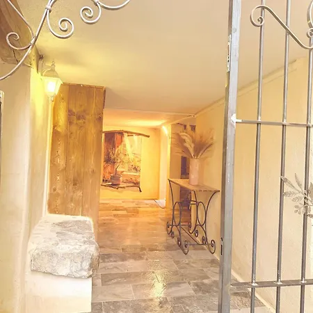 Prázdninový dům Mas Shantala De Charme 6 Personnes Avec Jacuzzi