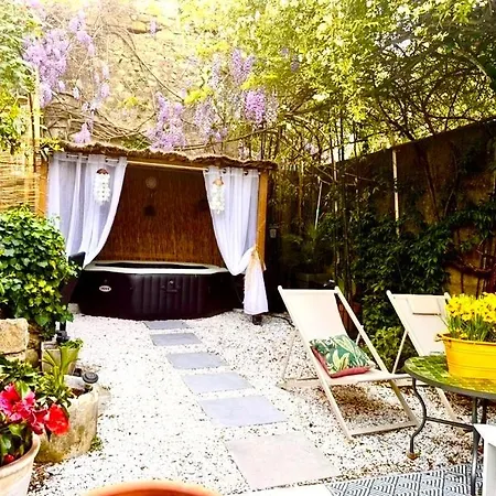 Mas Shantala De Charme 6 Personnes Avec Jacuzzi Cassagnoles
